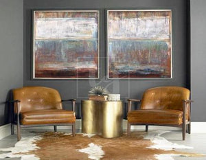 Tips on how to decorate a hallway with abstract paintings